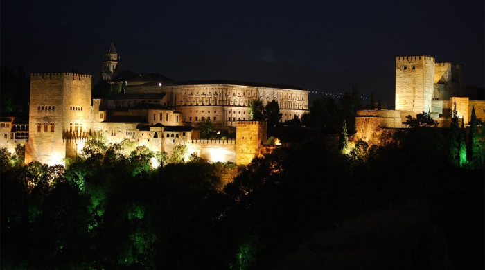 7 Cosas que ver en Granada de noche para una velada inolvidable